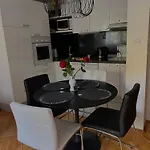 Apartment Tea 2